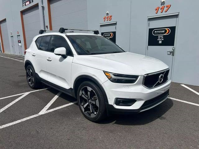 2019 Volvo XC40 Momentum