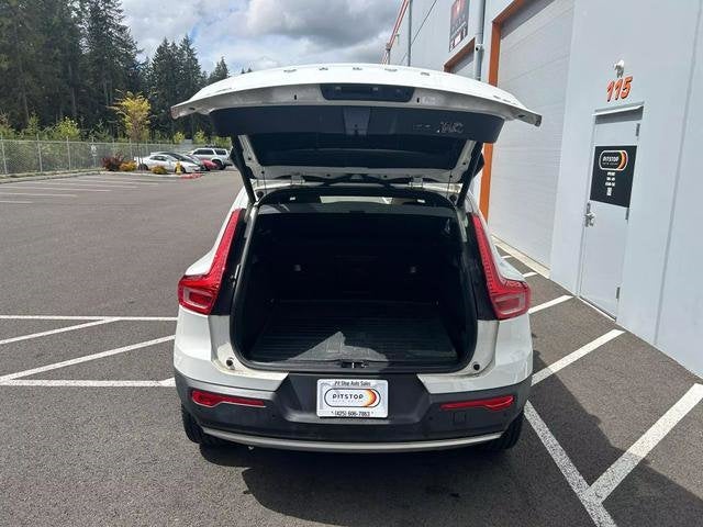 2019 Volvo XC40 Momentum