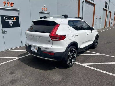 2019 Volvo XC40 Momentum